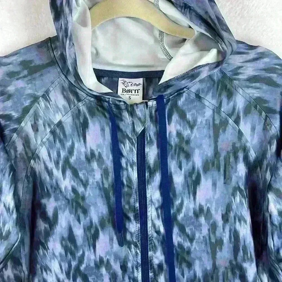 Born Outdoor Women’s Jacket Size Small Blue Zip Front Lightweight Long Sleeve - Picture 3 of 9